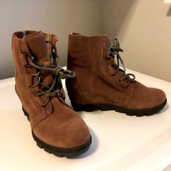 NWT SOREL Joan of Arctic II Wedge Ankle Boot Weatherproof Rust Suede 5 MSRP $220 - Picture 3 of 7